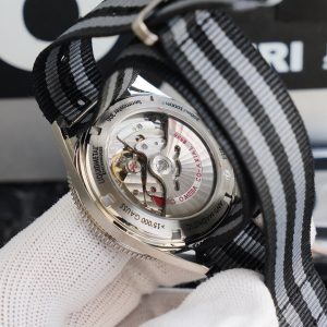 13271425597208108_c1c927fd-ab8a-44b1-8530-d9934bc845d7 SEAMASTER 300M CO-AXIAL TEXTILE