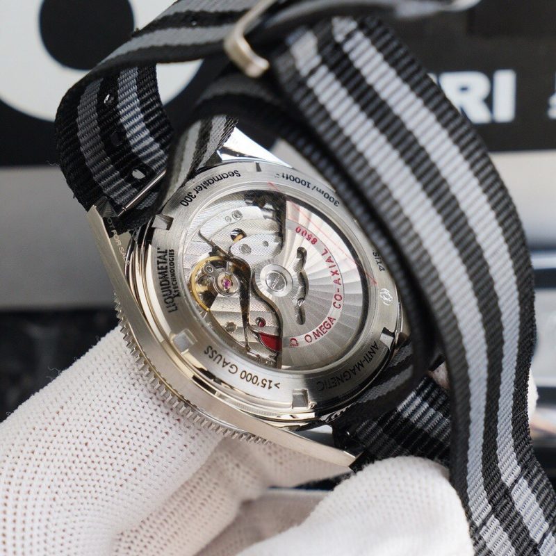 13271425597208108_c1c927fd-ab8a-44b1-8530-d9934bc845d7 SEAMASTER 300M CO-AXIAL TEXTILE