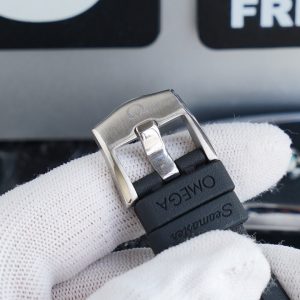 13271425673115704_77142c64-7587-4b9e-b03f-7d3e57b6e866 SEAMASTER 300M CO-AXIAL RUBBER