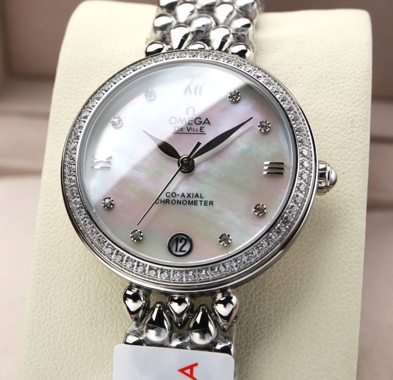 13271700855770425_52547ed5-1d15-4256-aa01-66494aefd1c4 DEVILLE PRESTIGE 32MM STEEL DIAMOND BEZEL MOP DIAL
