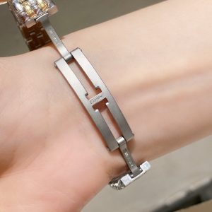 13271701943073630 PANTHERE 22MM QUARTZ GOLD STEEL DIAMOND BEZEL