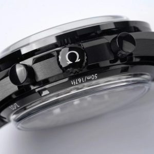 13272219481493679_499c731d-b8da-4887-9cb0-e57f538a0296 SPEEDMASTER DARK SIDE OF THE MOON ALL BLACK