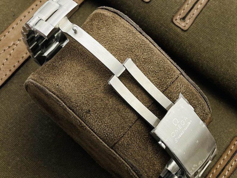 13272451885959256_16a466bc-aac7-4428-8b5c-be541dffcf7d SPEEDMASTER TOKYO 2020 GREEN