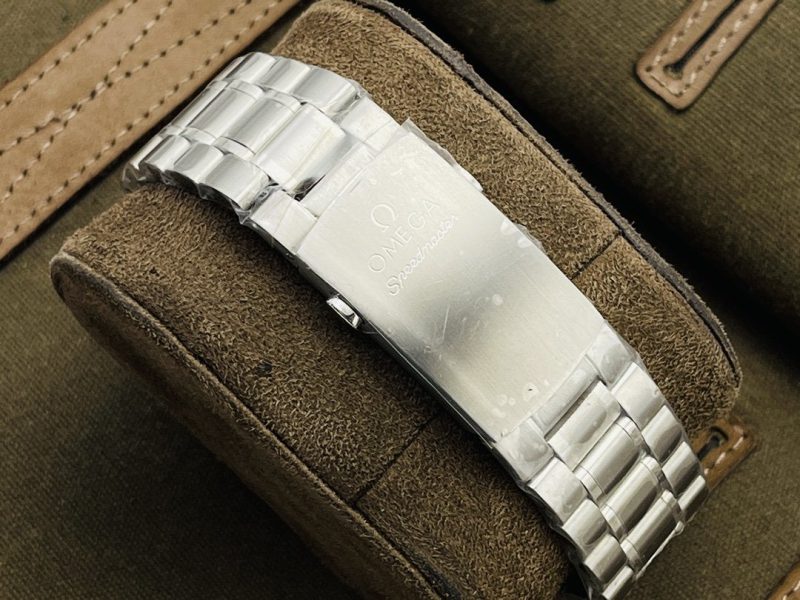 13272451887560478_4ee11403-b74b-4849-9618-27840b0e5935 SPEEDMASTER TOKYO 2020 GREEN