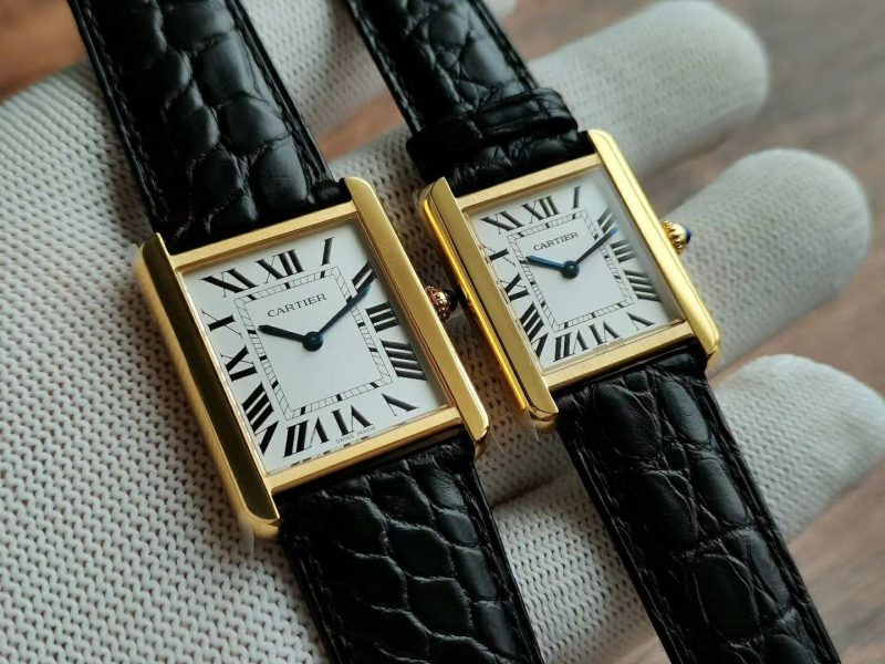 TANK LOUIS QUARTZ GOLD CASE