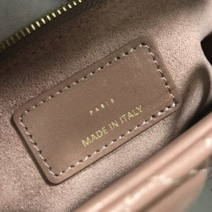 13272662806899958_dbf7a8f5-05ce-43be-bf1f-330e60c41ec7 LARGE LADY BAG 32CM BEIGE CANNAGE LAMBSKIN