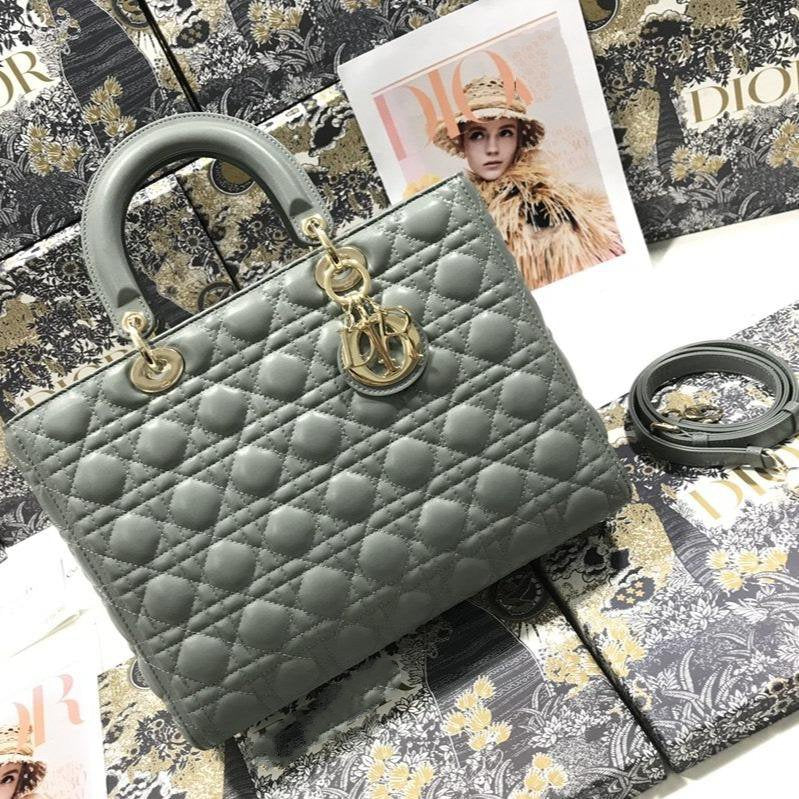 13272662830254360_5392402f-71c6-42b7-8c4c-8d0cf3f9bddc LARGE LADY BAG 32CM GRAY CANNAGE LAMBSKIN
