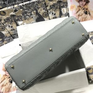 13272662862051164_edea123c-82de-498a-b4a0-092b1b981263 LARGE LADY BAG 32CM GRAY CANNAGE LAMBSKIN
