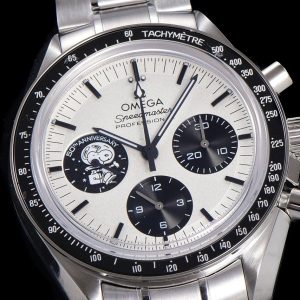 SPEEDMASTER MOONWATCH SNOOPY BLACK BEZEL