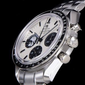 SPEEDMASTER MOONWATCH SNOOPY BLACK BEZEL