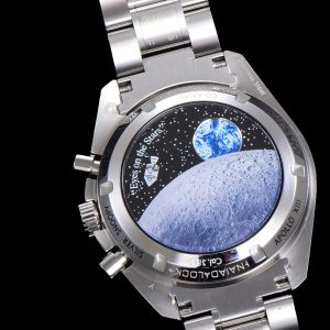 SPEEDMASTER MOONWATCH SNOOPY BLACK BEZEL