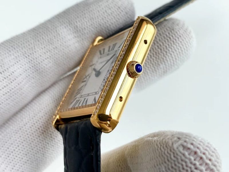 13272919817558093 TANK SOLO QUARTZ DIAMOND BEZEL CROCODILE SKIN