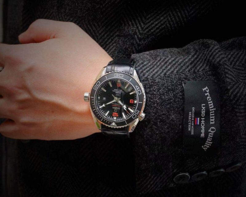 SEAMASTER PLANET OCEAN 600 STEEL BLACK CERAMIC LEATHER