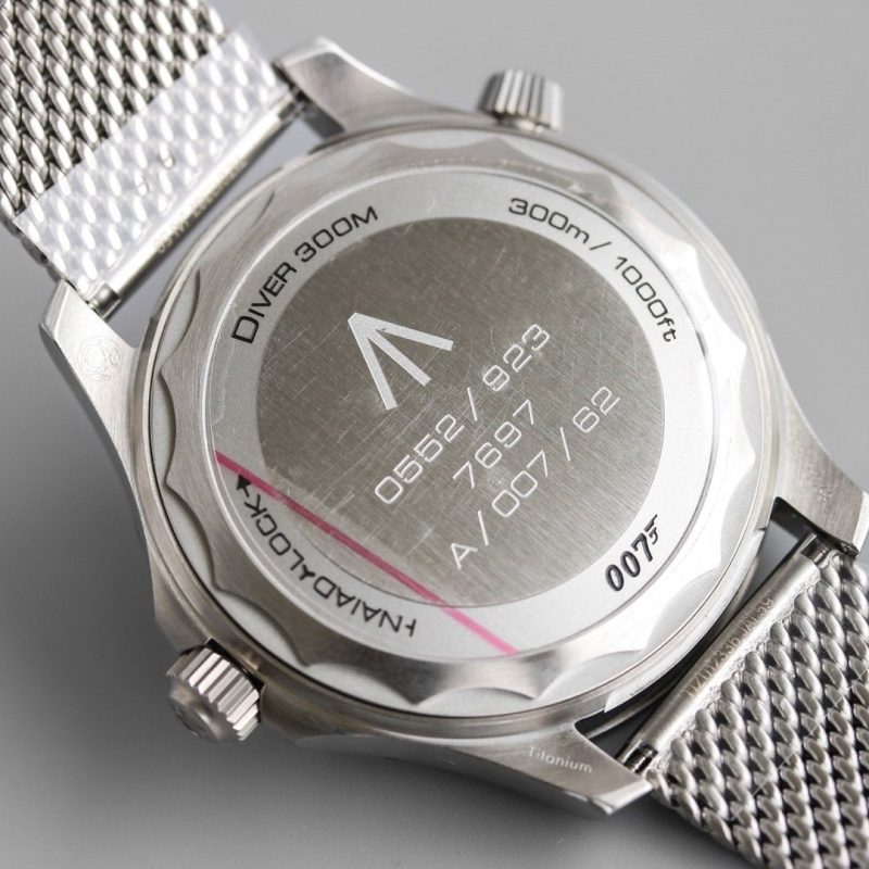 SEAMASTER PROFESSIONAL 300M 007 STEEL BRACELET