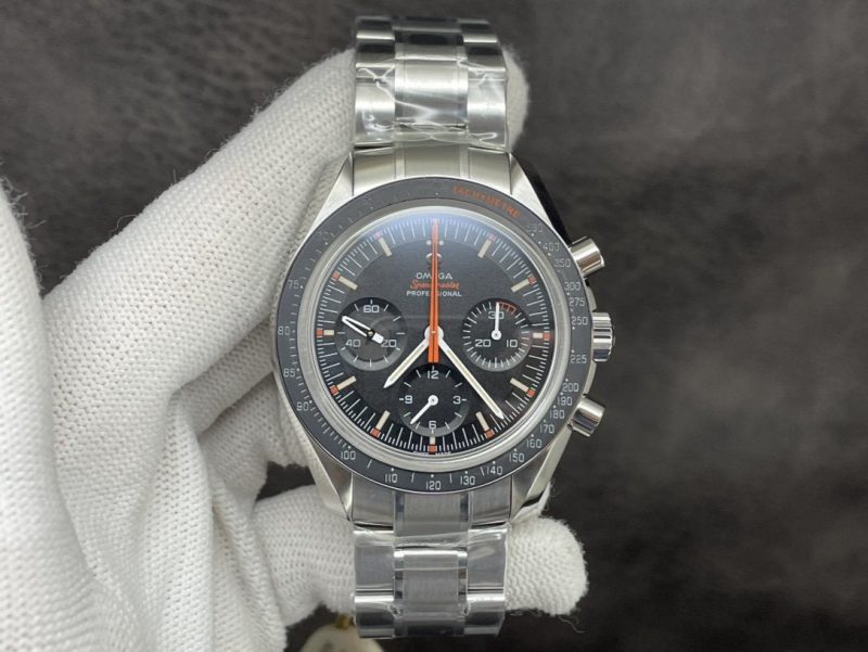 SPEEDMASTER MOONWATCH ULTRAMAN ORANGE HAND