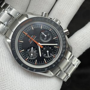SPEEDMASTER MOONWATCH ULTRAMAN ORANGE HAND