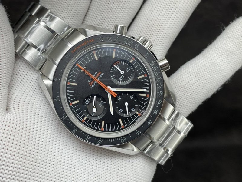 SPEEDMASTER MOONWATCH ULTRAMAN ORANGE HAND