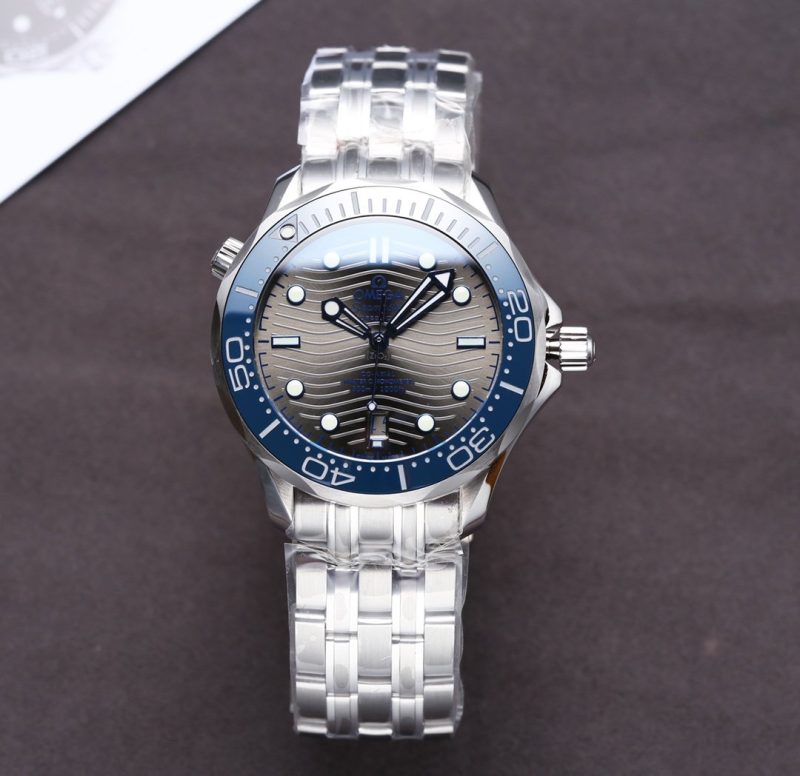 SEAMASTER DIVER 300M GREY DIAL