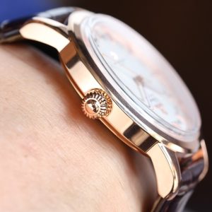 SEAMASTER GLOBEMASTER 40MM WHITE DIAL ANNUAL CALENDAR