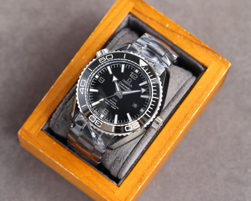 SEAMASTER PROFESSIONAL PLANET OCEAN 600M BLACK CERAMIC