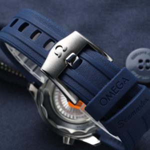 SEAMASTER DIVER 300M BLUE CERAMIC RUBBER
