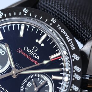 13277920328787501_e33a2b89-e780-481c-9e93-ce063c045cf3 SPEEDMASTER DARKSIDE OF THE MOON BLACK CASE TEXTILE