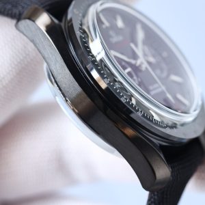 13277920333391094_a1711ac8-2b1e-4b70-abcd-1102e243fe2b SPEEDMASTER DARKSIDE OF THE MOON BLACK CASE TEXTILE