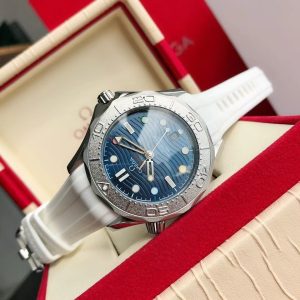SEAMASTER DIVER 300M NEKTON BLUE DIAL WHITE RUBBER