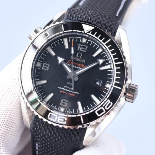 SEMASTER PLANET OCEAN 600M BLACK CERAMIC TEXTILE