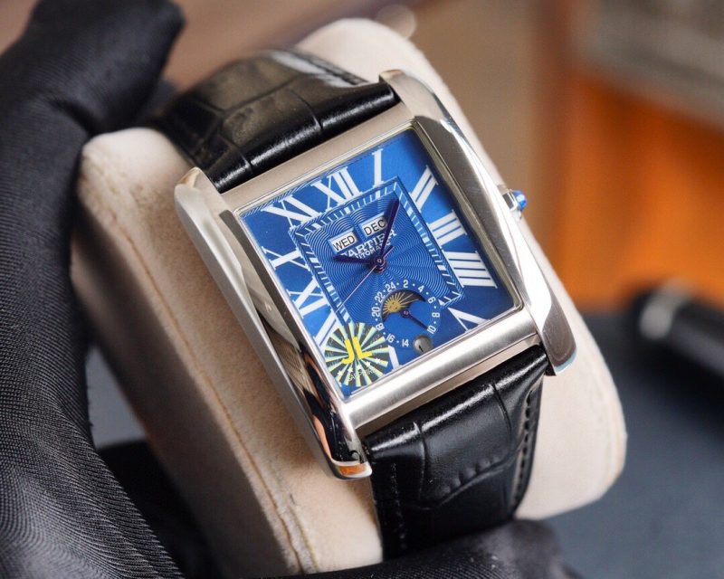 13278703842408250 TANK MC ANNUAL CALENDAR 43 STEEL CASE LEATHER