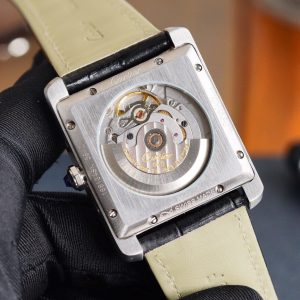 13278703845406150 TANK MC ANNUAL CALENDAR 43 STEEL CASE LEATHER