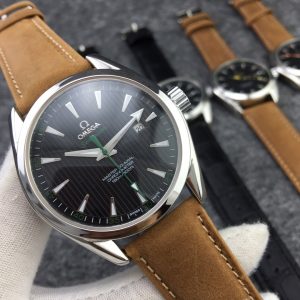 13278957521950952_945af985-ad9f-44b3-8d74-b618034afed6 SEAMASTER AQUA TERRA 150M STEEL CASE BLACK DIAL BROWN LEATHER