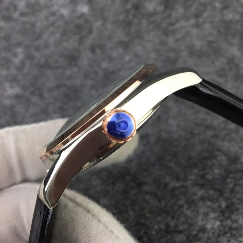 13278957717303168_754b2395-1541-4128-bd47-5860af02376e SEAMASTER AQUA TERRA 150M CO-AXIAL STEEL CASE GOLD NUMERALS