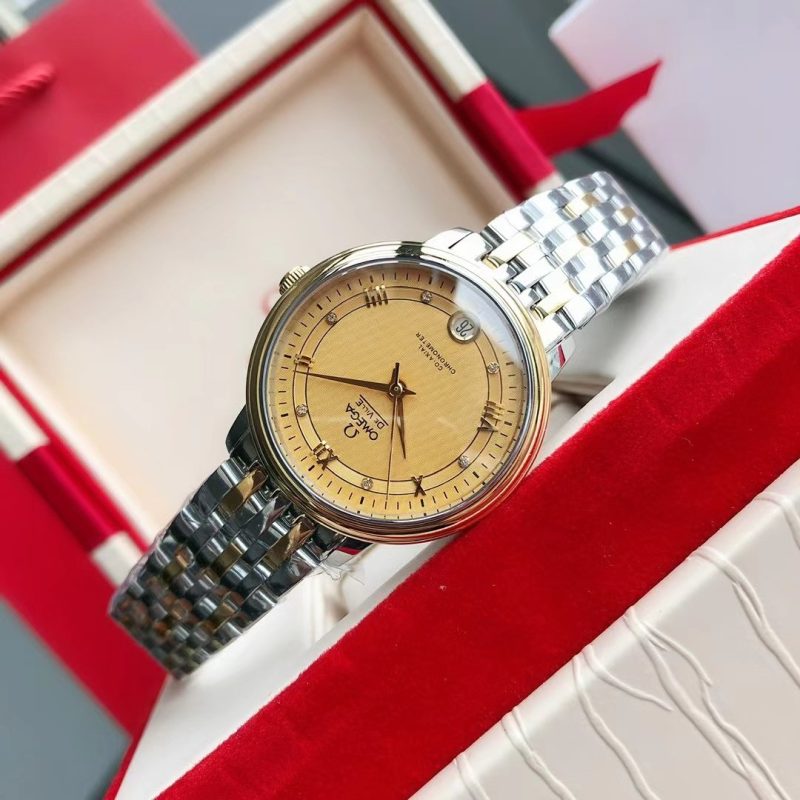 13279124439162095_425d51cd-f3b7-4c26-97d8-41bb8673e404 DE VILLE PRESTIGE 39.5 GOLD CASE YELLOW DIAL
