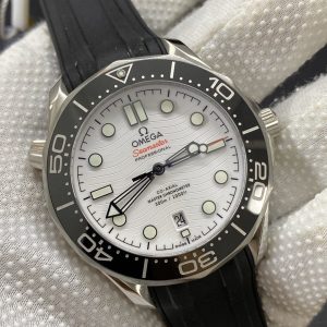 SEAMASTER PROFESSIONAL 300 BLACK CERAMIC WHITE DIAL