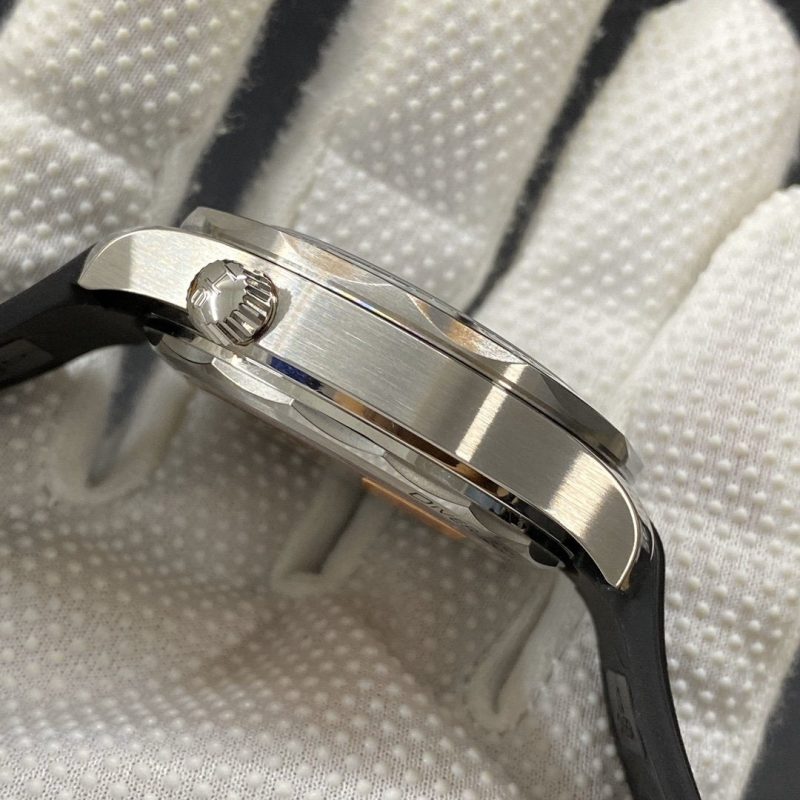 SEAMASTER PROFESSIONAL 300 BLACK CERAMIC WHITE DIAL