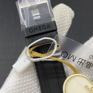 SEAMASTER PROFESSIONAL 300 BLACK CERAMIC WHITE DIAL