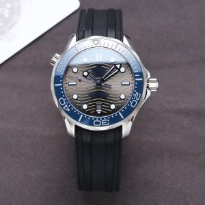 SEAMASTER DIVER 300 GREY DIAL BLACK RUBBER