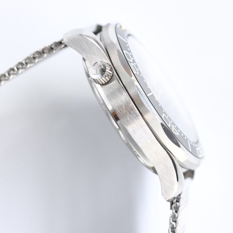 SEAMASTER DIVER 300 BLACK CERAMIC TITANIUM MESH