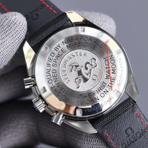 13279909508575549_c41cb0af-36a9-4b0d-b7f7-f9345c526297 SPEEDMASTER 42MM SNOOPY WHITE DIAL