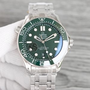 SEAMASTER DIVER 300 CUSTOM GREEN DIAL