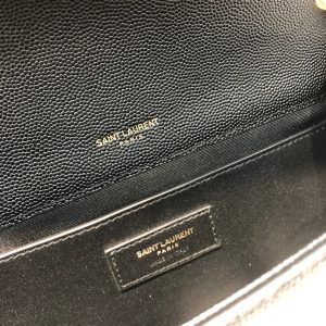 kate medium 24cm black grained calfskin