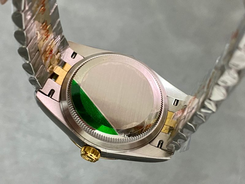 13343576267541623 DATEJUST 31MM GOLD STEEL GREEN DIAL