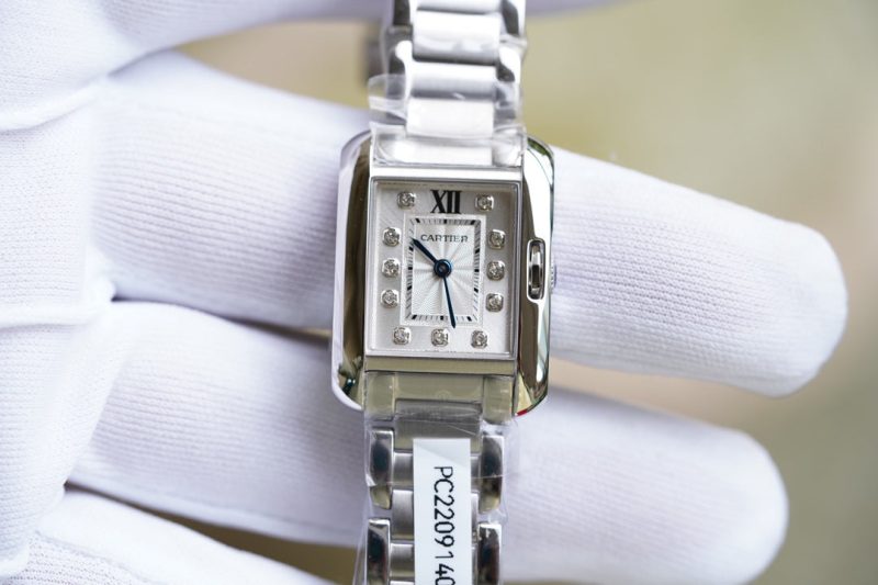 TANK ANGLAISE STEEL DIAMOND NUMBERALS