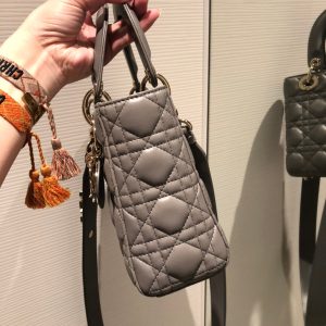 13345377270674006_e725e39a-7738-4a72-a8b2-14756ba2a4e2 SMALL LADY 20 MY ABC GREY LAMBSKIN