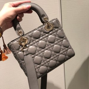 13345377272305529_5c6fb7e5-6aef-4ff9-8dff-301fc24572c4 SMALL LADY 20 MY ABC GREY LAMBSKIN