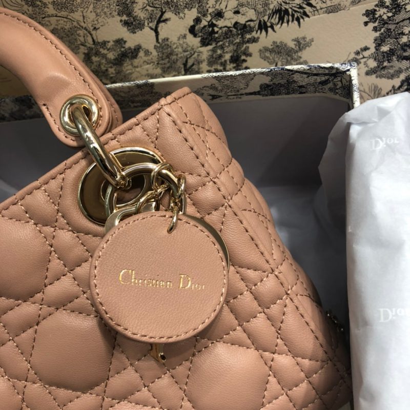 13345377369844221_89c1d623-2dde-428d-9e20-346089341a28 MINI LADY 17 MY ABC BEIGE LAMBSKIN