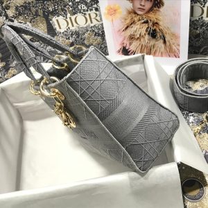 13350396882751116_38f6934b-eb80-480e-8227-15157cd6c571 MEDIUM LADY D-LITE 24 GRAY CANNAGE EMBROIDERY