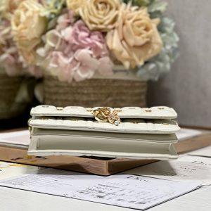 13350630712838209_ab175a85-fff1-4cae-9639-1bc57e7f4a9d MISS LADY 21 BUTTERFLY STUD WHITE LAMBSKIN