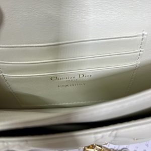 13350630716217301_4ce1bf78-888e-4580-971e-3e2169dd0307 MISS LADY 21 BUTTERFLY STUD WHITE LAMBSKIN